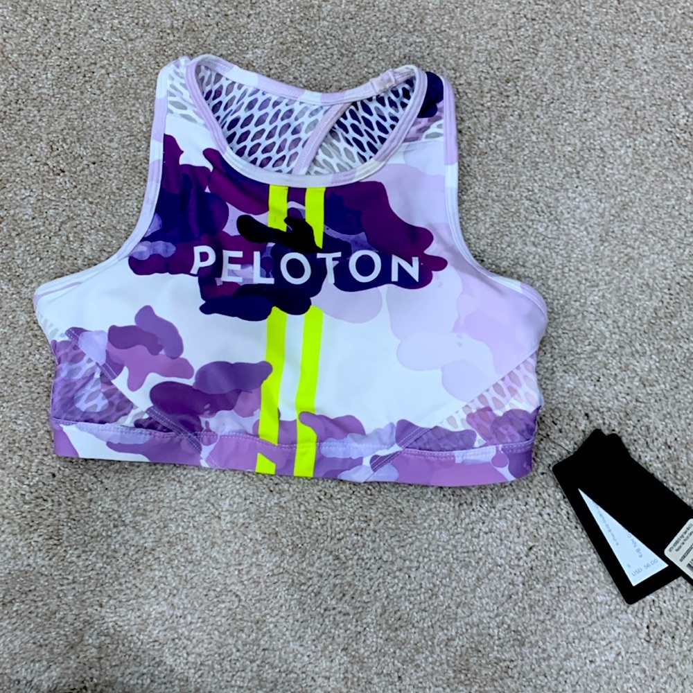 NWT Peloton sports bra